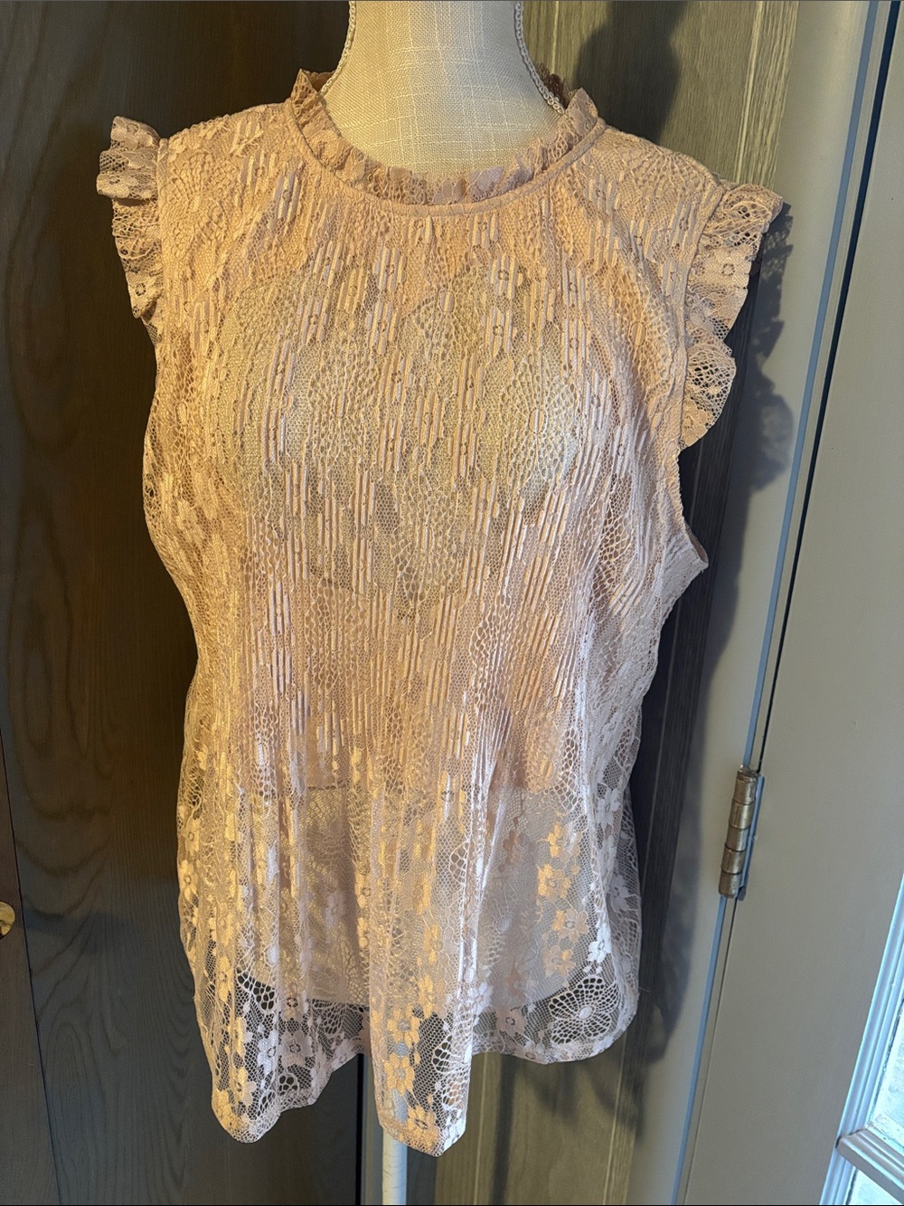 Adrianna Papell Lace Sleeveless Top Blouse Cream SEE NOTE